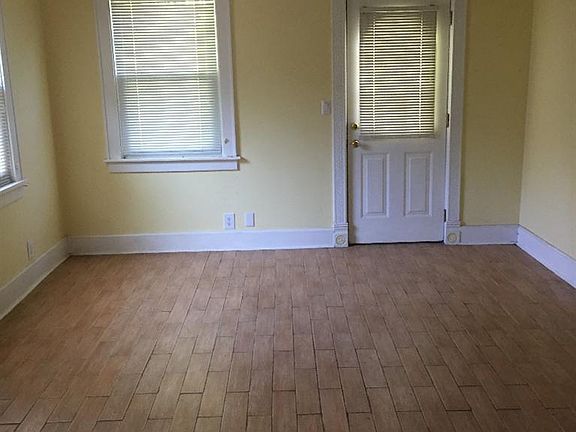 4th image of 8407 Burns Ave