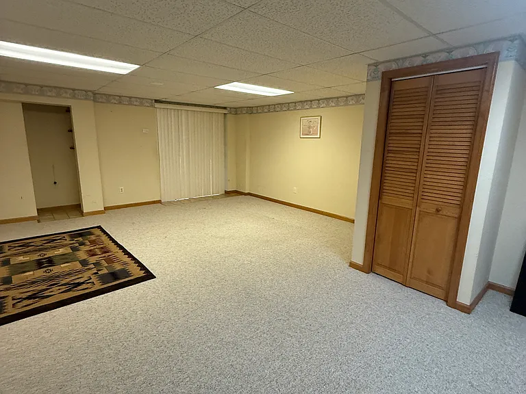 155 Liberty Dr — Photo 24