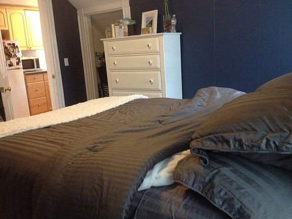 3rd image of 23 Annandale Rd APT 2