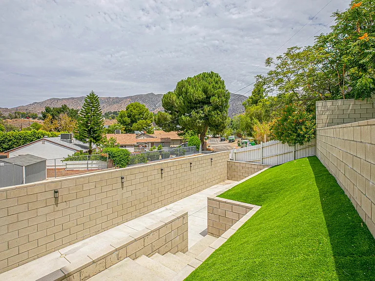 11029 Eldora Ave — Photo 76