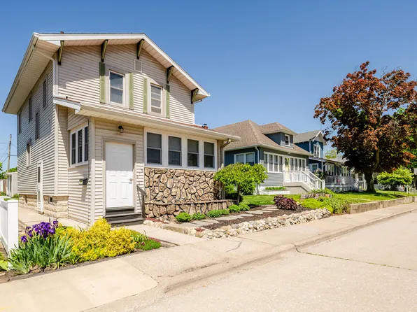 515 Howard Ave, Saint Joseph, MI 49085