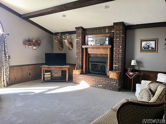 2nd image of 4803 Willow Dr