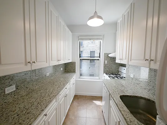 Rented by Rachel Realty | media 20