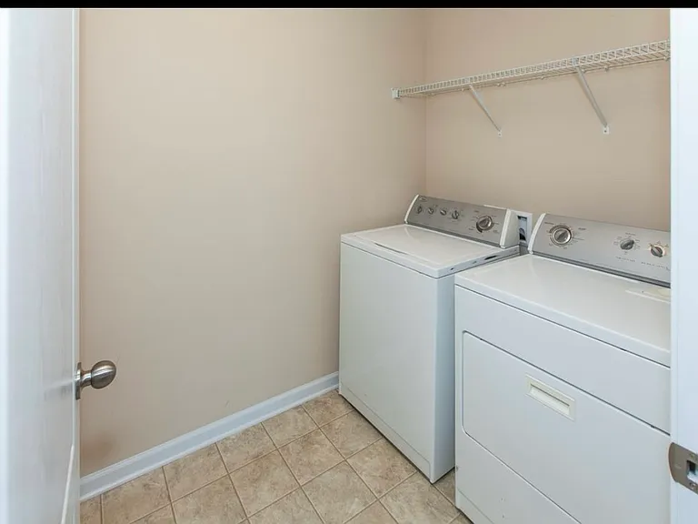 10306 Cochran Ridge Ave — Photo 9