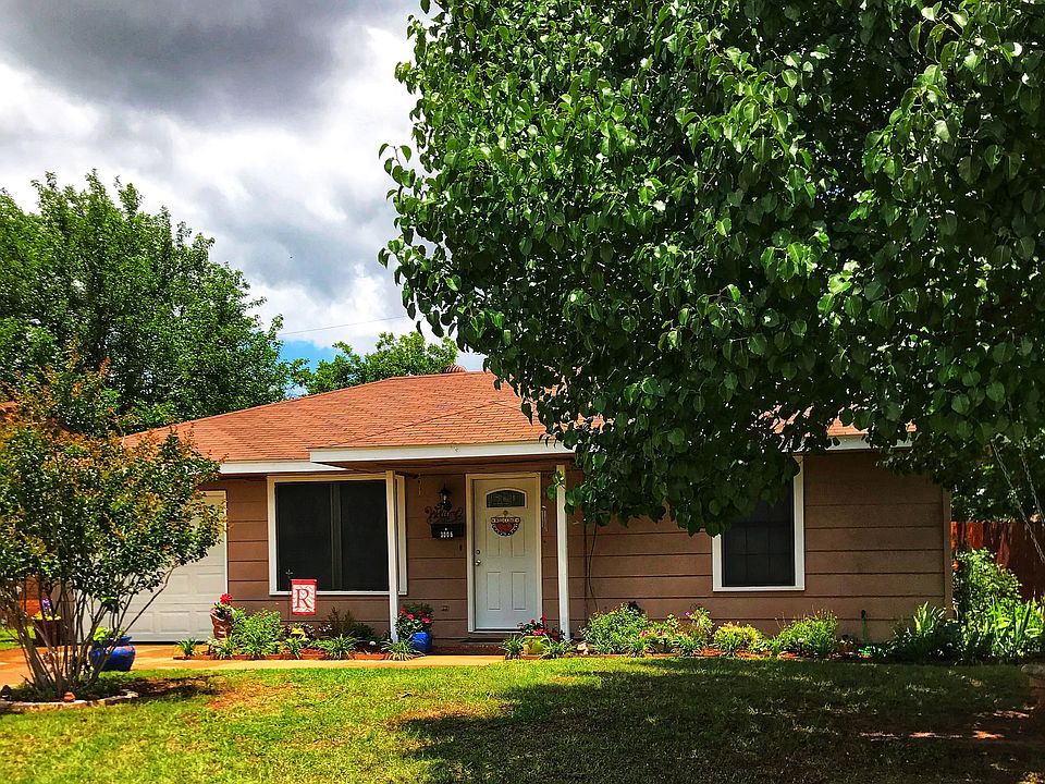 1st image of 3006 McGaha Ave