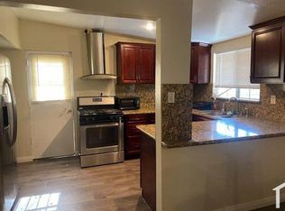 221 S Winton Ave, La Puente, CA 91744