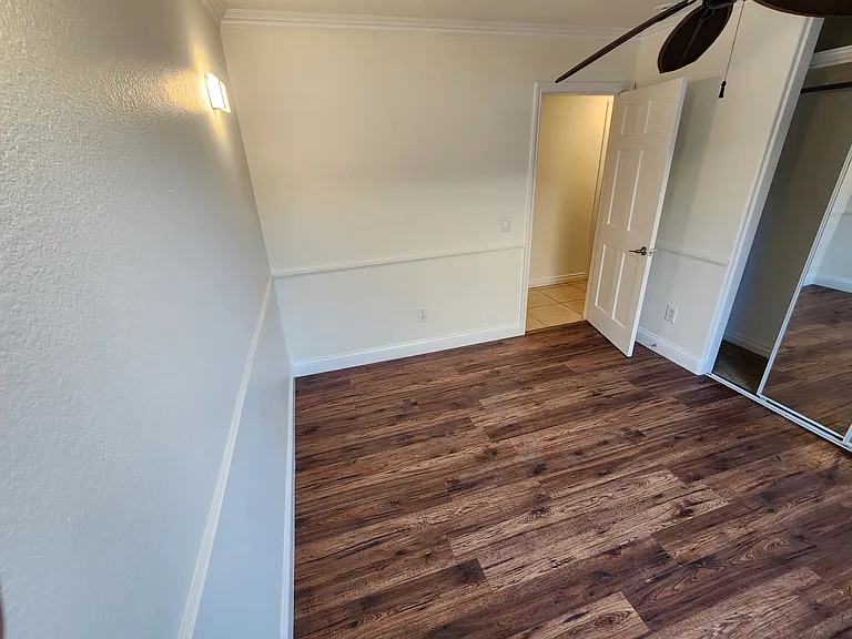 3045 E Newgrove St — Photo 39