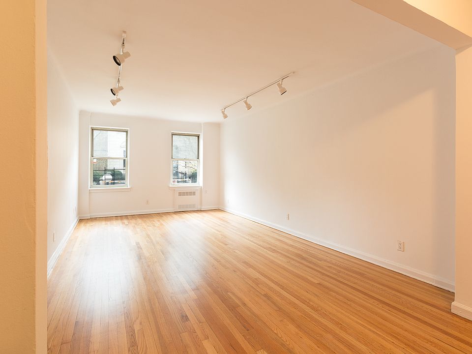 1st image of 100 8th Ave APT 1E