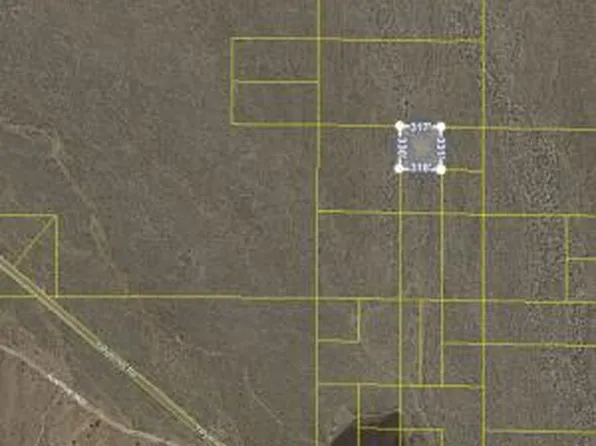 50th St W, Lancaster, CA 93536