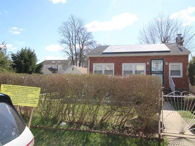 146 E Pennywood Avenue, Roosevelt, NY, 11575