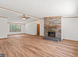 134 Cambridge Rd, Coatesville, PA 19320