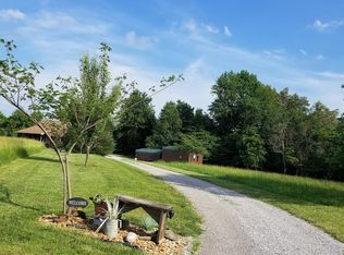 5668 Schneider Rd, Metropolis, IL 62960