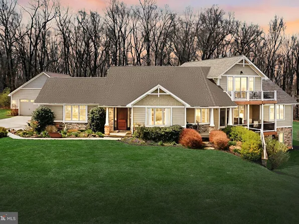 4103 Landis Rd, Hanover, PA 17331