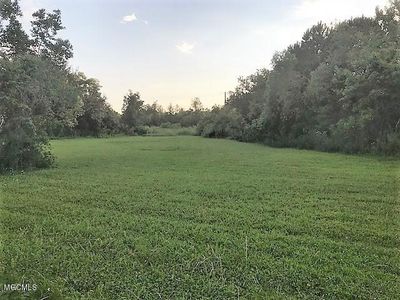345 Henderson Ave, Pass Christian, MS, 39571