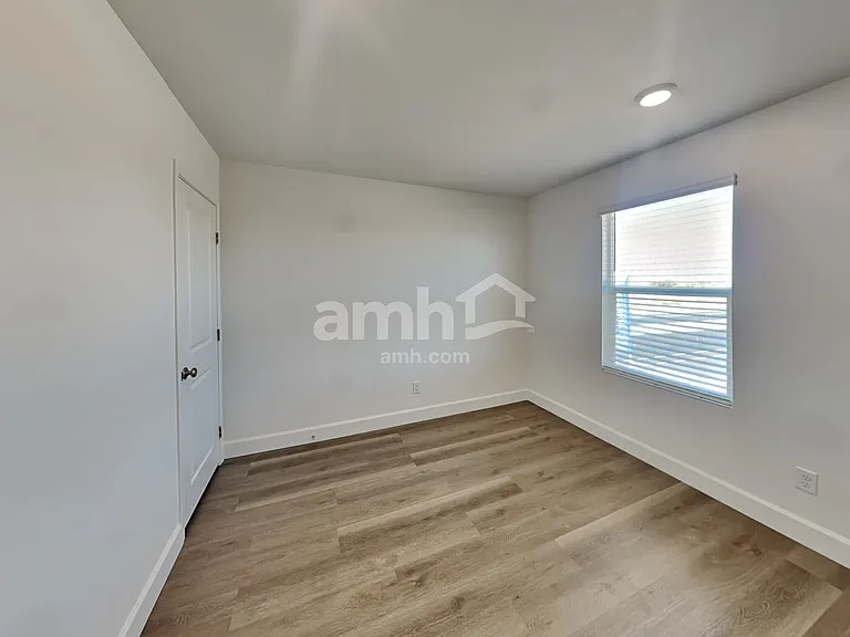 10506 Lagaspi Dr — Photo 17