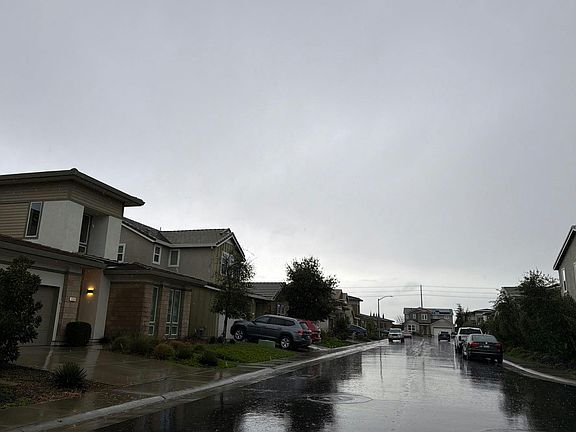 5th image of 4040 Aura Way