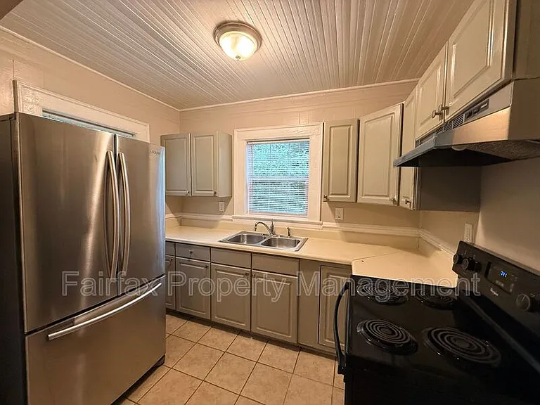 912 Massey Ave — Photo 20