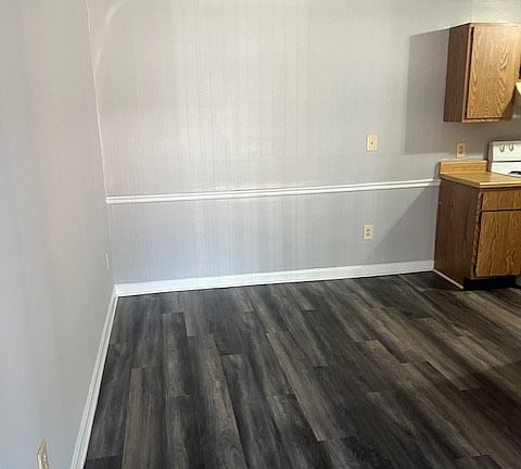 4th image of 8 Meadow Wood Dr #8