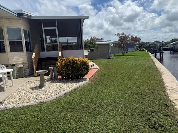 138 S SAINT THOMAS CIRCLE, APOLLO BEACH, FL 33572