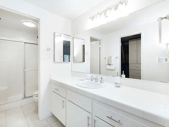 2nd image of 24412 Lantern Hill Dr Unit E