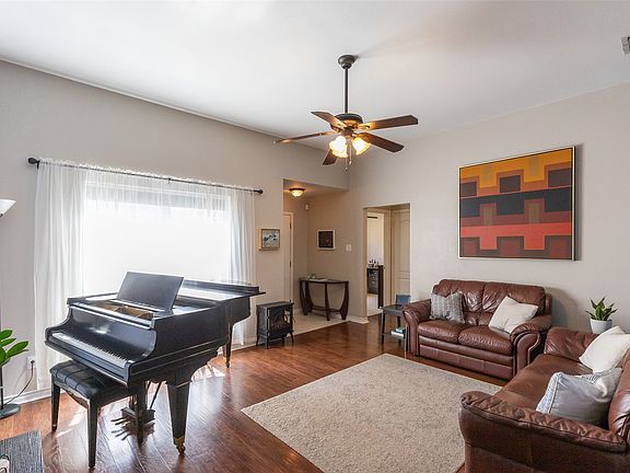 3rd image of 3934 Wake Forest Ln