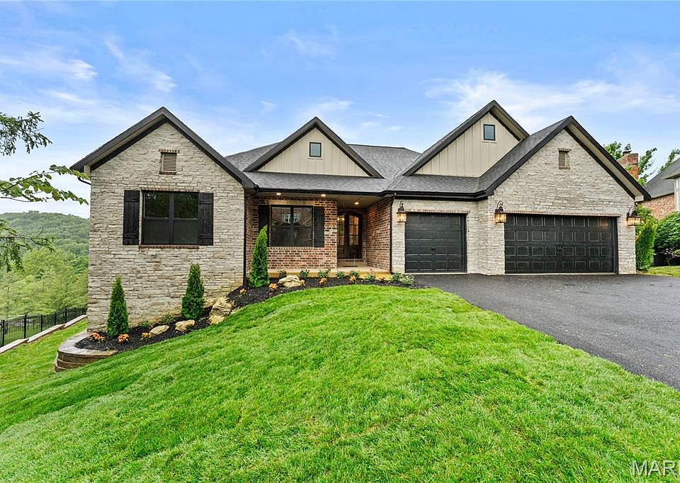 1st image of 272 Merlot Ln