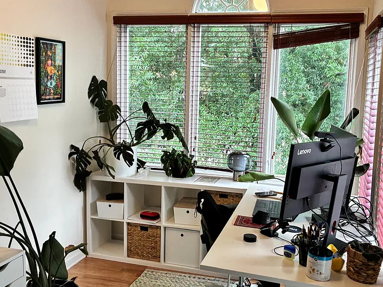 working corner