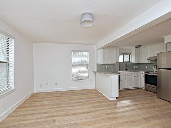 4th image of 3105 Glen Ora St APT 5