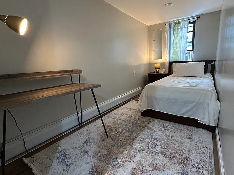 24 Wallis Ave #BASEMENT — Photo 6