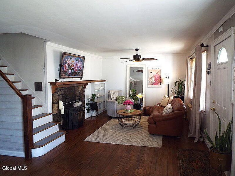 4th image of 47 McClellan Avenue