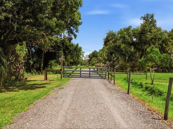 8800 Erie Ct, Parrish, FL 34219