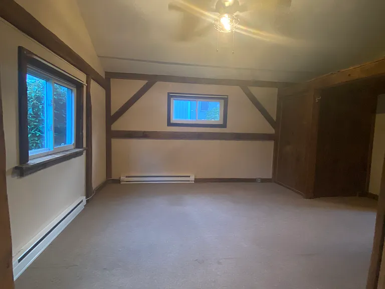 336 E Dark Hollow Rd — Photo 5