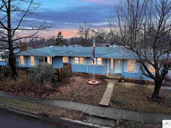 402 S Warren Ave, Sedalia, MO 65301