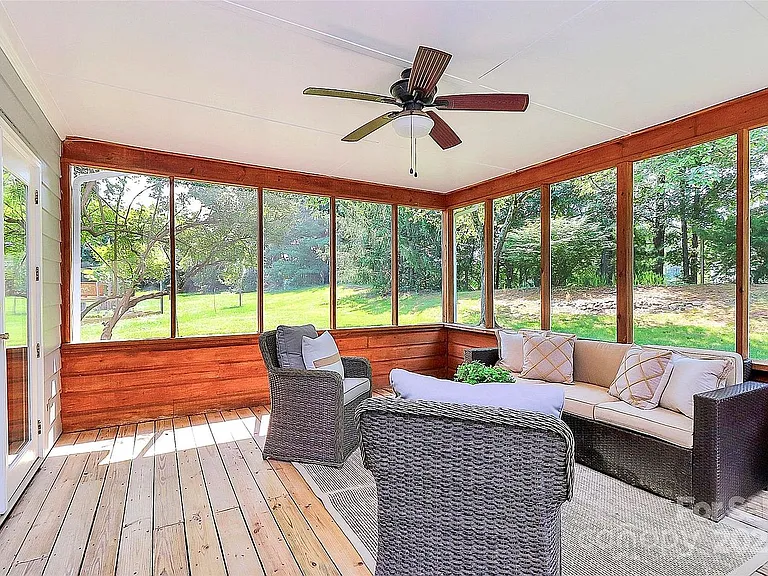 1011 Bydeford Ct — Photo 20