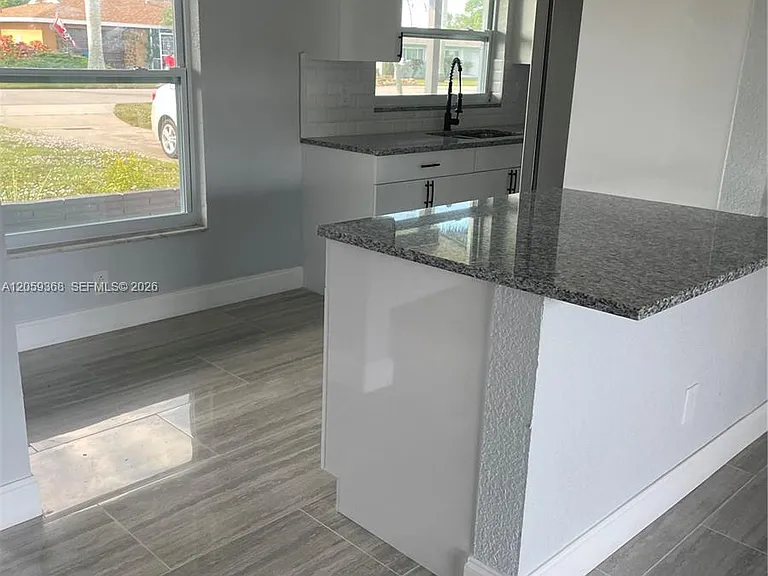 737 Sesame Ct — Photo 11