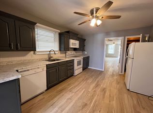 105 W 2nd St, Alburtis, PA