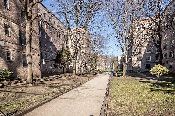 Sold by Queens Real Estate Team | media 6