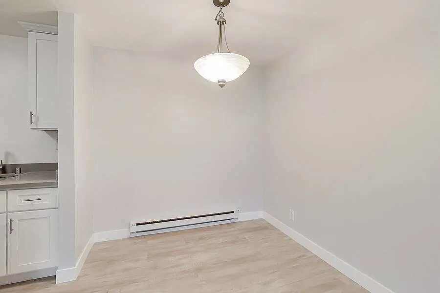 1016 Continentals Way — Photo 4