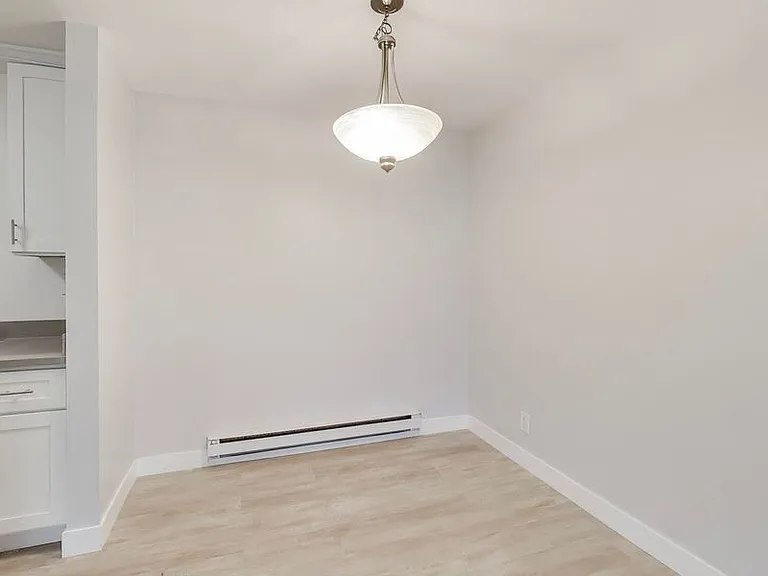 1016 Continentals Way — Photo 4
