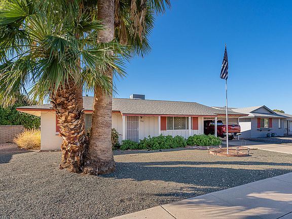 3rd image of 10047 W Desert Hills Dr