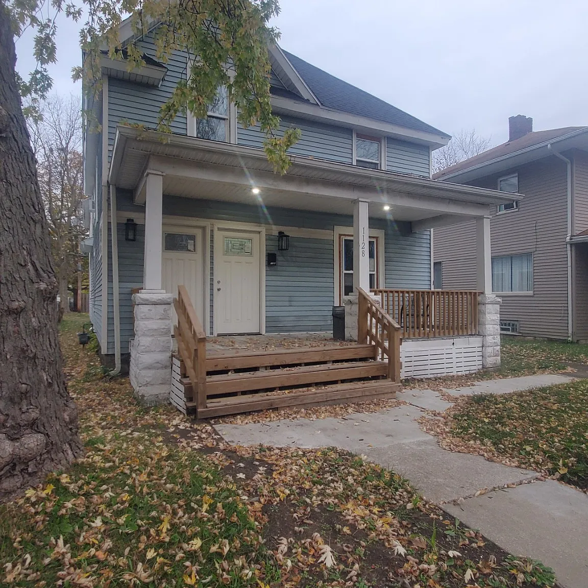 1128 Portage Ave — Photo 1
