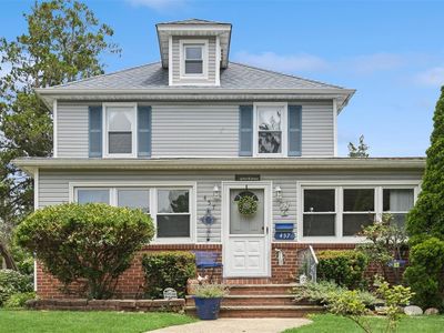 457 Secatogue Avenue, Farmingdale, NY, 11735