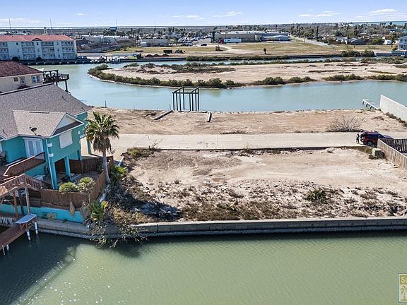 3rd image of 1535 Harbor Island Dr