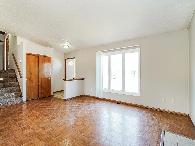 5380 Aqua St — Photo 5