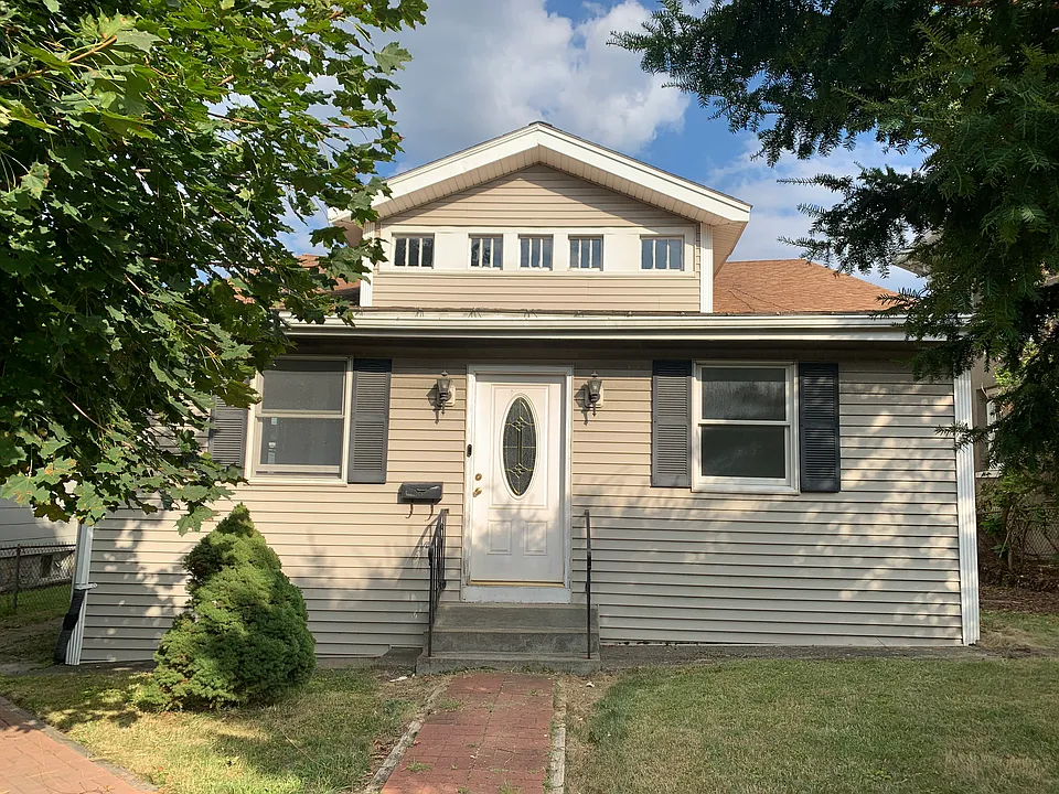 314 Plantation St