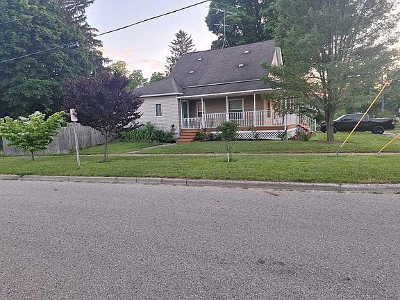2nd image of 103 S Mechanic Ave