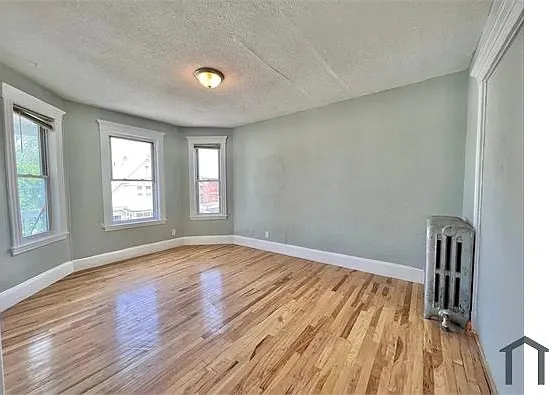 12 Havelock St #1 — Photo 2