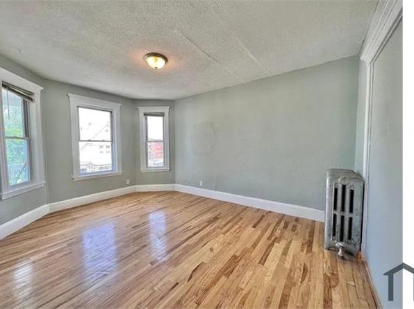 12 Havelock St Unit 1