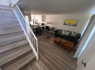 123 Oval Rd, Irvine, CA 92604
