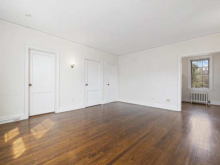 20 Spring St #C4 — Photo 9